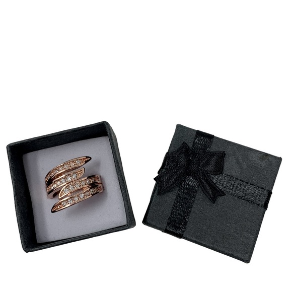 Rose Gold 18 Karat Gold Filled Cubic Zirconia Fashion Ring Size 5 In Gift Box - Picture 1 of 8